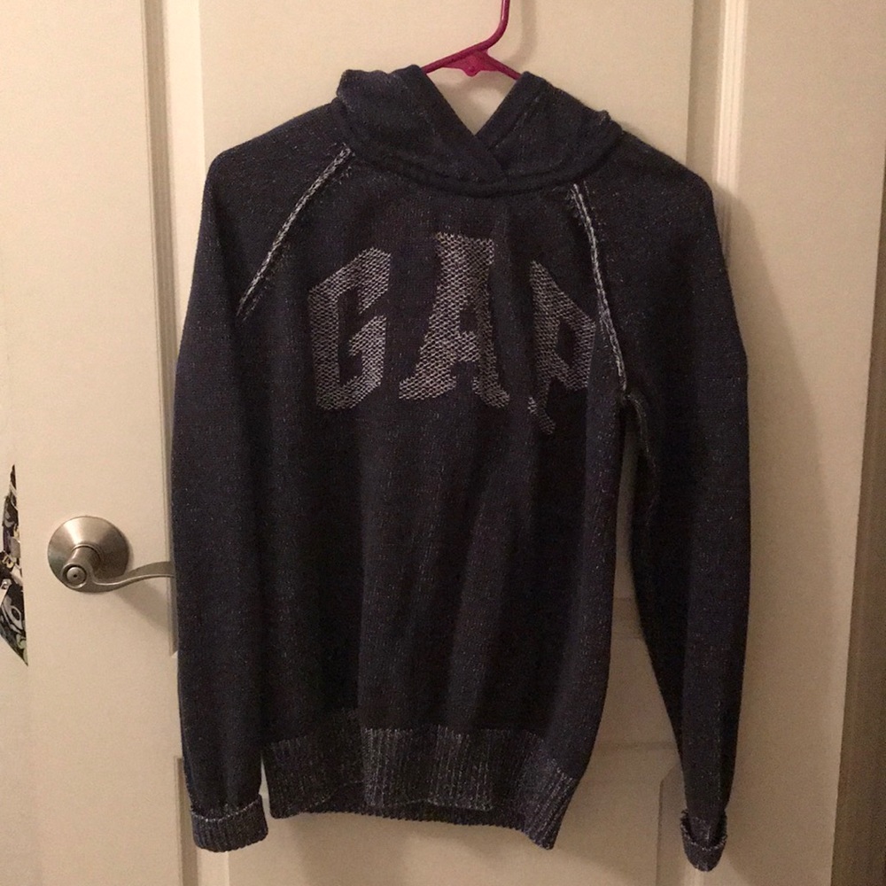 GAP Sweatshirt